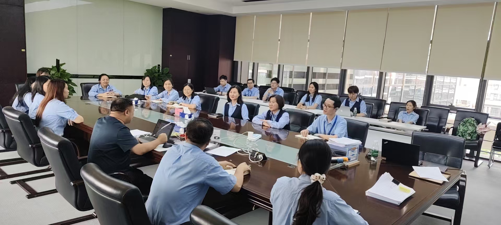 30145838_94376.jpg 30145838_94376.jpg